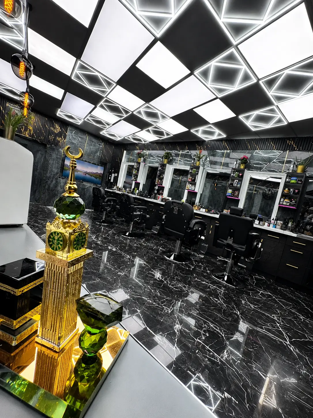 Heston Cut barber interior